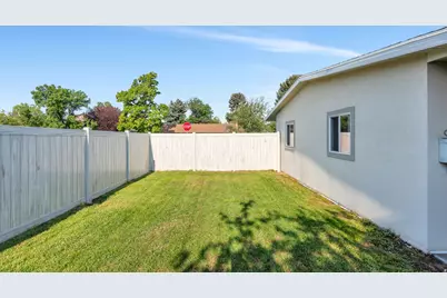 1756 N 400 W, Orem, UT 84057 - Photo 32