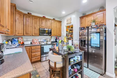 4618 W Oyster Shell Rd, South Jordan, UT 84009 - Photo 8