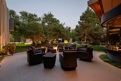 2550 E Brentwood Dr, Holladay, UT 84121 - Photo 16