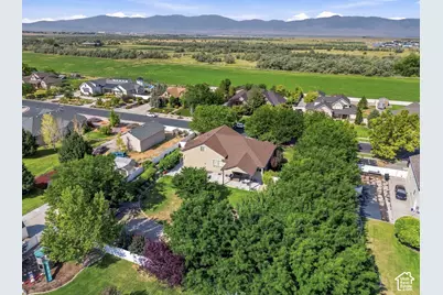 5492 Derby Ln, Stansbury Park, UT 84074 - Photo 4