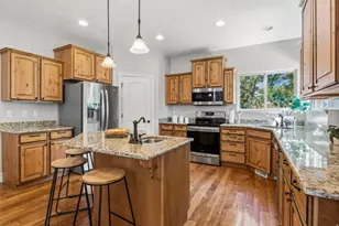 5492 Derby Ln, Stansbury Park, UT 84074 - Photo 10