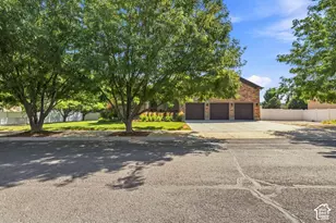 5492 Derby Ln, Stansbury Park, UT 84074 - Photo 6