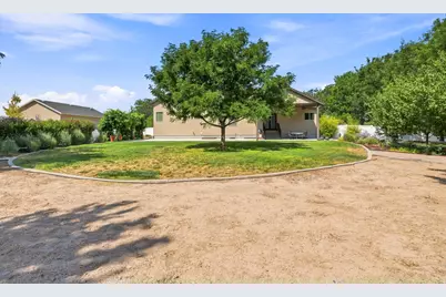 5492 Derby Ln, Stansbury Park, UT 84074 - Photo 46