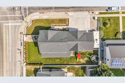 410 E Pages Ln, Centerville, UT 84014 - Photo 44