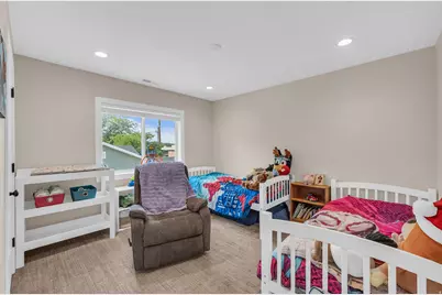 410 E Pages Ln, Centerville, UT 84014 - Photo 20