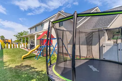410 E Pages Ln, Centerville, UT 84014 - Photo 40