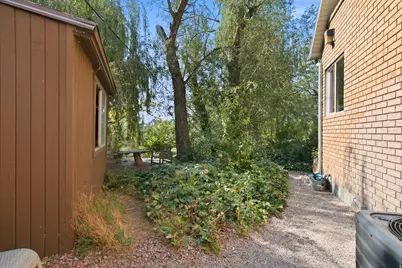 3166 S Park Ct E, Salt Lake City, UT 84106 - Photo 38