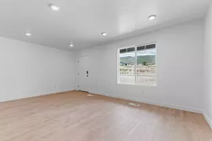 2188 N Glacier Ln E, Heber City, UT 84032 - Photo 4