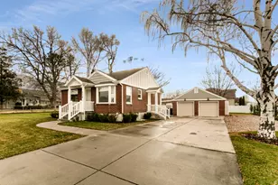 518 E 11000 S, Sandy, UT 84070 - Photo 1