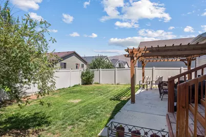 1687 E Downwater St, Eagle Mountain, UT 84005 - Photo 32