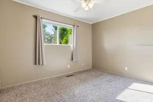 435 S Fuhriman Dr, Providence, UT 84332 - Photo 12