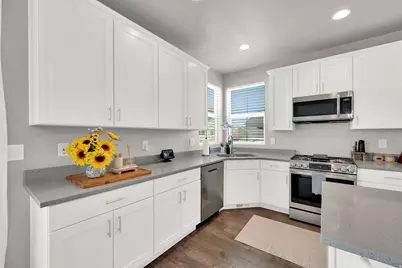 6784 W 8070 S, West Jordan, UT 84081 - Photo 6