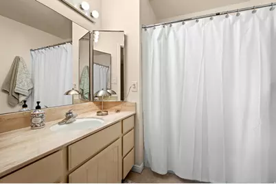 4079 S 685 E #D, Millcreek, UT 84107 - Photo 14