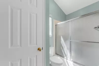 213 N 360 W, Clearfield, UT 84015 - Photo 10