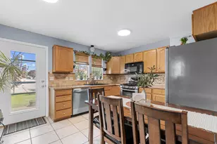 213 N 360 W, Clearfield, UT 84015 - Photo 4