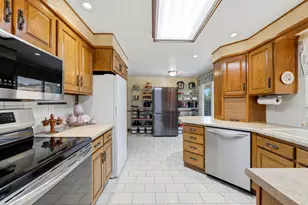 106 W 575 N, Kaysville, UT 84037 - Photo 8