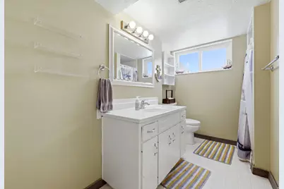 106 W 575 N, Kaysville, UT 84037 - Photo 28
