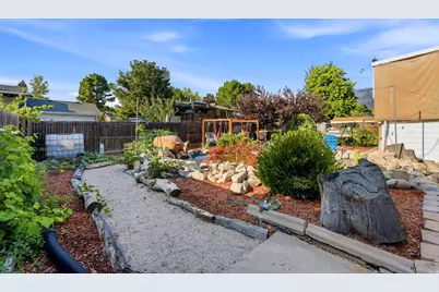 106 W 575 N, Kaysville, UT 84037 - Photo 34