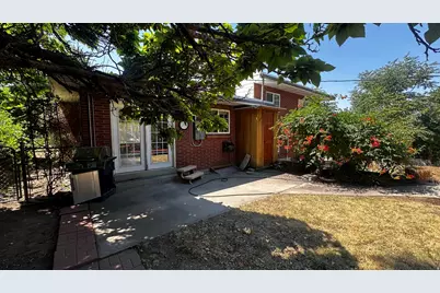 3001 E 4345 S, Holladay, UT 84124 - Photo 12
