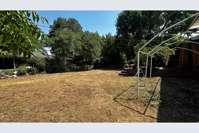 3001 E 4345 S, Holladay, UT 84124 - Photo 14