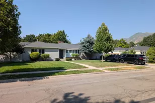 2159 E Bendamere Circle, Salt Lake City, UT 84109 - Photo 2