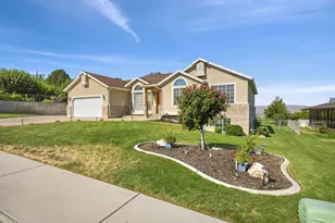 730 E Scenic Dr, Spanish Fork, UT 84660 - Photo 2