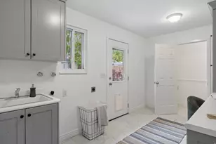 8295 S Supernal Way, Cottonwood Heights, UT 84121 - Photo 28