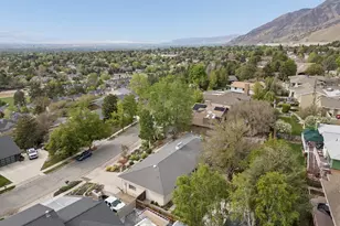 8295 S Supernal Way, Cottonwood Heights, UT 84121 - Photo 6