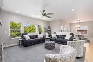 8045 S Sunshine Ct, South Weber, UT 84405 - Photo 14