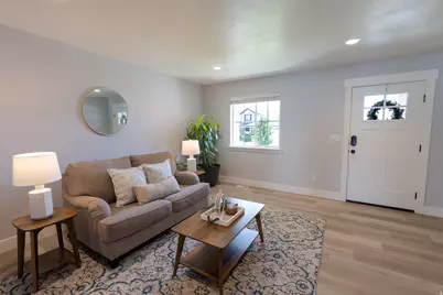 881 N 20 E, Santaquin, UT 84655 - Photo 12