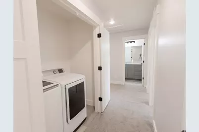 881 N 20 E, Santaquin, UT 84655 - Photo 32