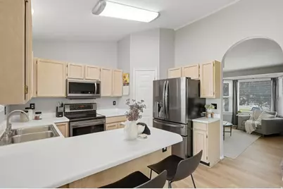6525 S 4015 W, Taylorsville, UT 84129 - Photo 10