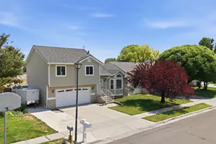 6525 S 4015 W, Taylorsville, UT 84129 - Photo 2