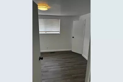 8629 S Vaquero Dr, Sandy, UT 84094 - Photo 8