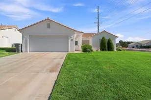 210 N Mall Dr, Saint George, UT 84790 - Photo 2