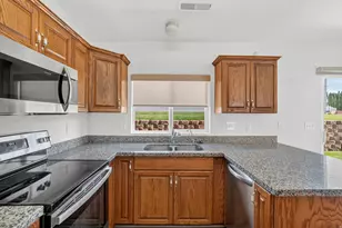 210 N Mall Dr, Saint George, UT 84790 - Photo 10