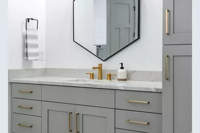 9972 S 3265 W, South Jordan, UT 84095 - Photo 30