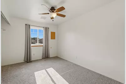 2645 N 1700 E, Layton, UT 84040 - Photo 18