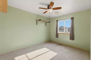 2645 N 1700 E, Layton, UT 84040 - Photo 16