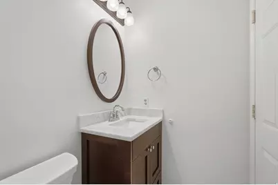 2645 N 1700 E, Layton, UT 84040 - Photo 10