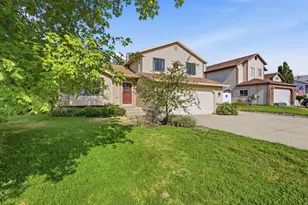 2645 N 1700 E, Layton, UT 84040 - Photo 24