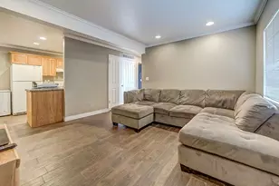 1533 N Riverside Ave W, Provo, UT 84604 - Photo 2