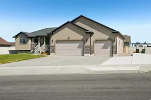 1018 W 1220 S, Tooele, UT 84074 - Photo 34