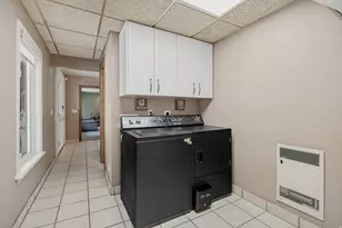 1253 W 10875 S, South Jordan, UT 84095 - Photo 30