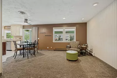 1253 W 10875 S, South Jordan, UT 84095 - Photo 22
