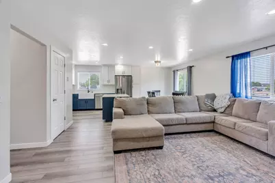 115 E 300 N, Nephi, UT 84648 - Photo 8