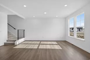 6663 W Mount Bristol Ln, Herriman, UT 84096 - Photo 6