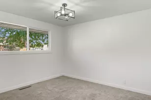 1087 N 125 W, Sunset, UT 84015 - Photo 16
