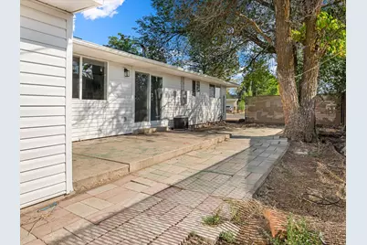1087 N 125 W, Sunset, UT 84015 - Photo 22