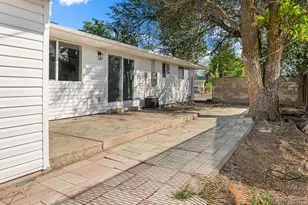 1087 N 125 W, Sunset, UT 84015 - Photo 22